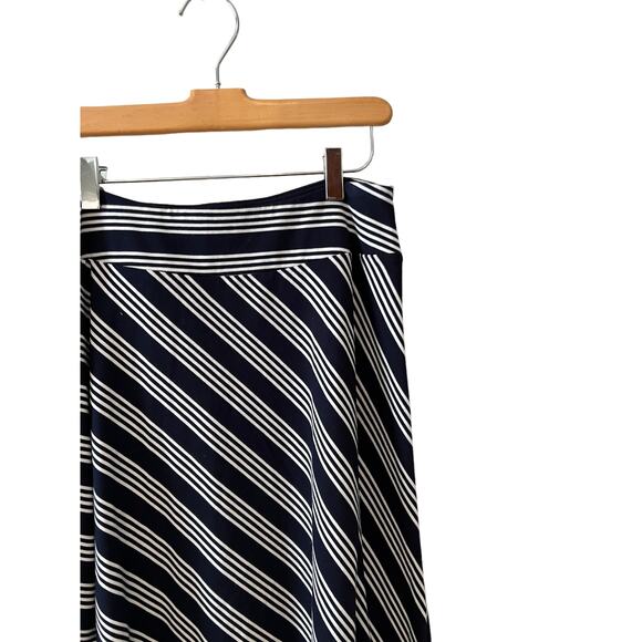 Talbots Nautical Summer Stripe Knit Skirt Navy Blue SP - Picture 2 of 5